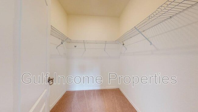 Building Photo - 17218 Blue Rdg Pl