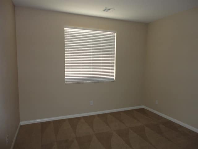 Building Photo - 627 Blue Snow River Ct