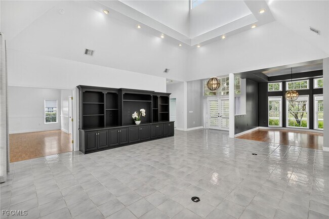 Building Photo - 11592 Timberline Cir