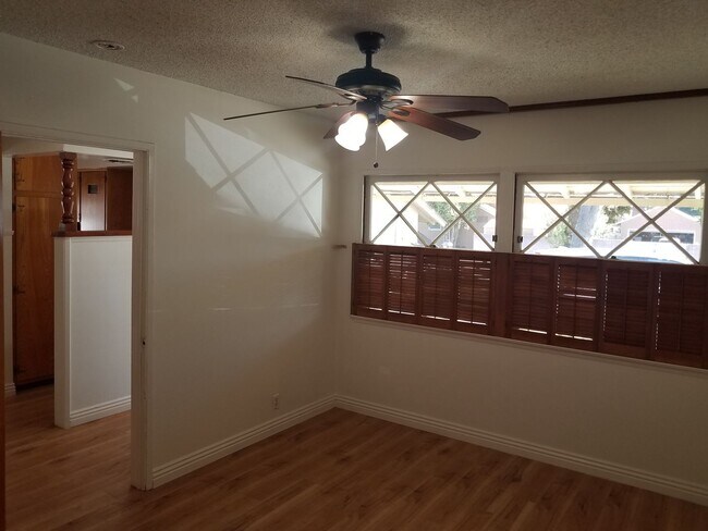 Building Photo - 4 Bedroom Mid-Century Classic Fullerton Ho...