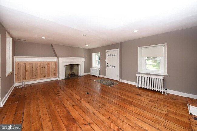 Building Photo - 966 Paige Ct