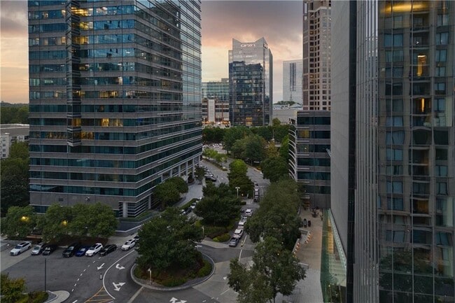 Building Photo - 3445 Stratford Rd NE