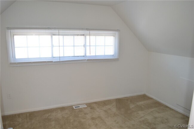 Building Photo - 2305 Reed Rd