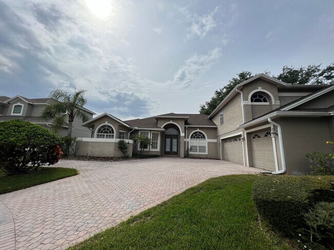 Building Photo - 10008 Canopy Tree Ct