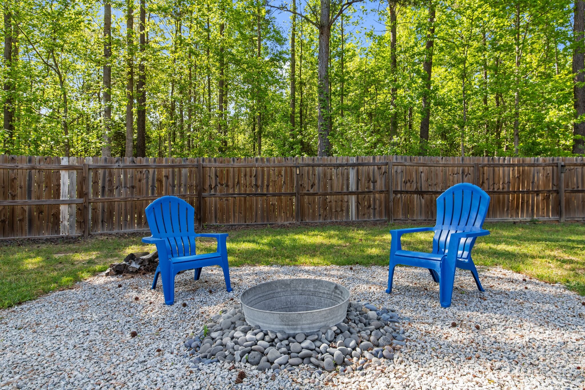 Building Photo - 789 Equestrian Way