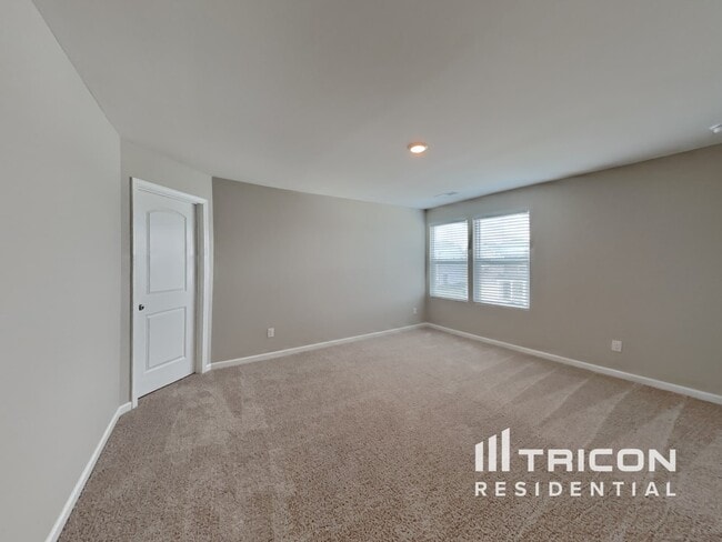 Building Photo - 160 Millbrook Dr