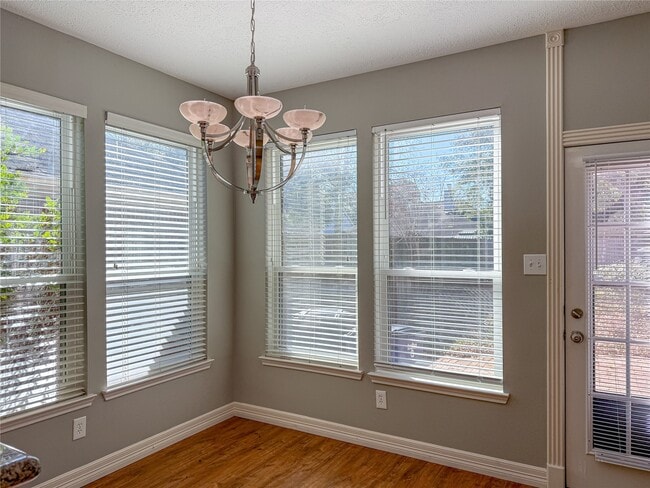 Building Photo - 209 McVoy Dr