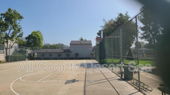 Building Photo - 6691 Moselle Cir