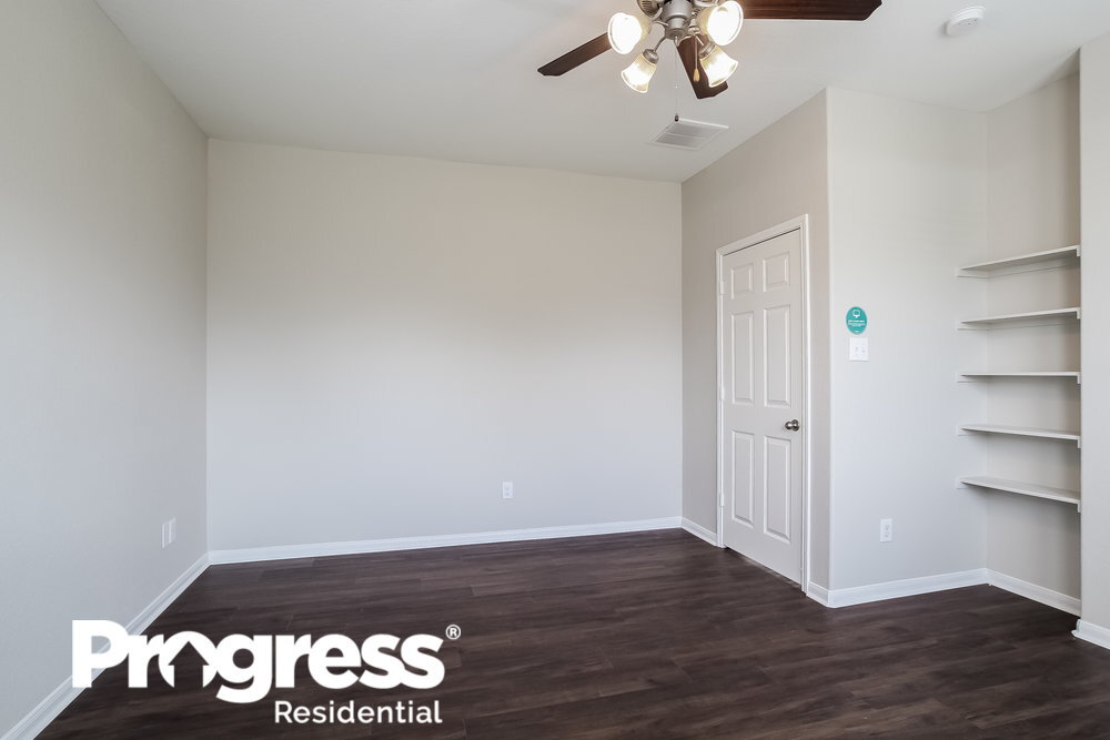 Building Photo - 17914 Seco Creek Ln