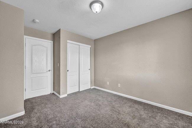 Building Photo - 17765 Oakview Ct