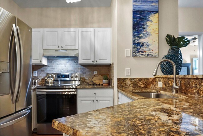 Kitchen Stove - 60 Fenwick Hall Aly