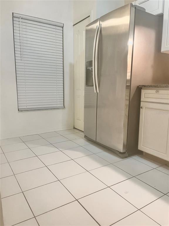 Building Photo - 1211 Kennewick Ct