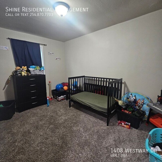 Building Photo - 1408 Westway Dr