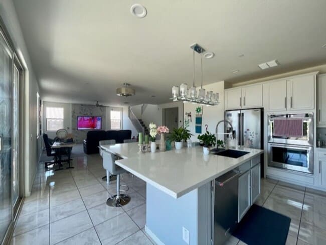 Building Photo - COMING SOON !! Beautifully upgraded 4 BD /3 BA plus Den home in the desirable subdivision of Tier...