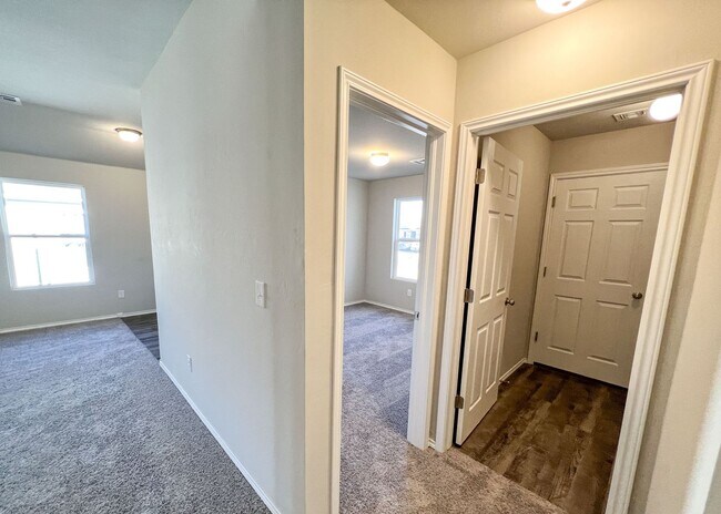 Building Photo - 3 Bed in NW OKC!