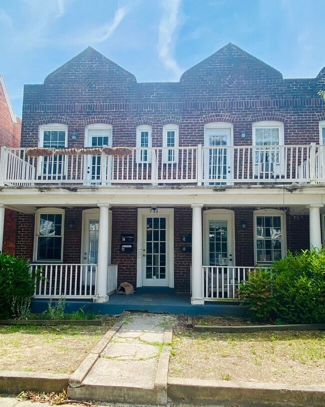 Building Photo - 711 Chimborazo Blvd