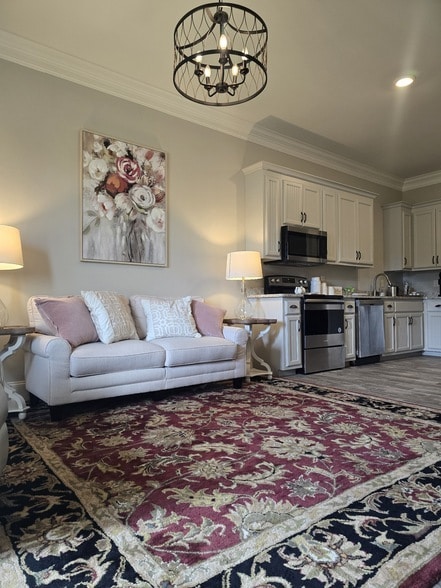 Building Photo - 150 Club House Dr