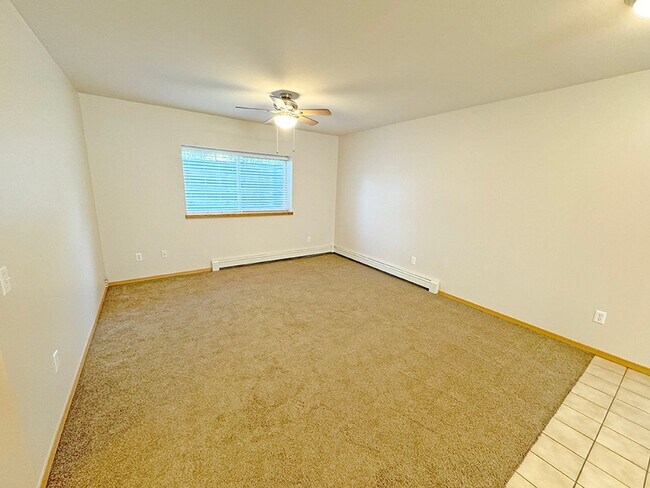 Building Photo - 59 N 25th Ave