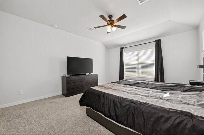 Building Photo - 30301 Kingston Heath Dr