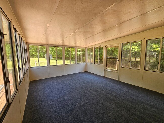 Building Photo - 2164 Shipyard Rd
