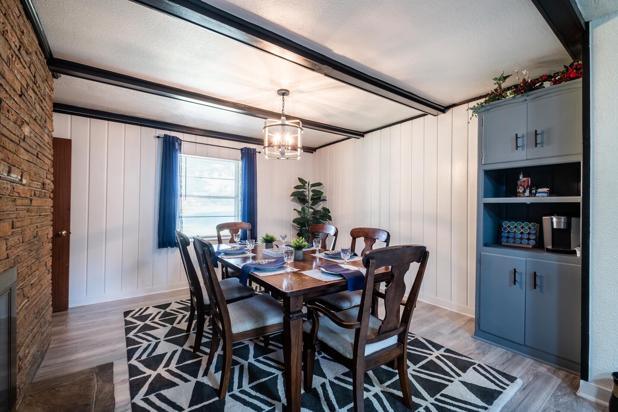 Building Photo - 7110 Brentwood Rd