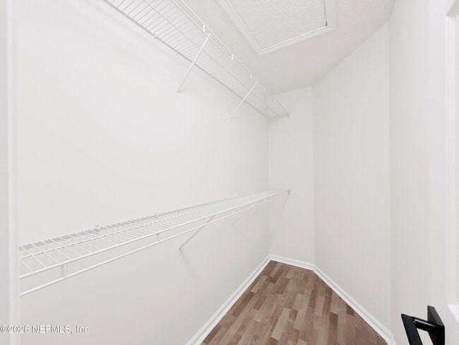 Building Photo - 8713 Star Leaf Rd N