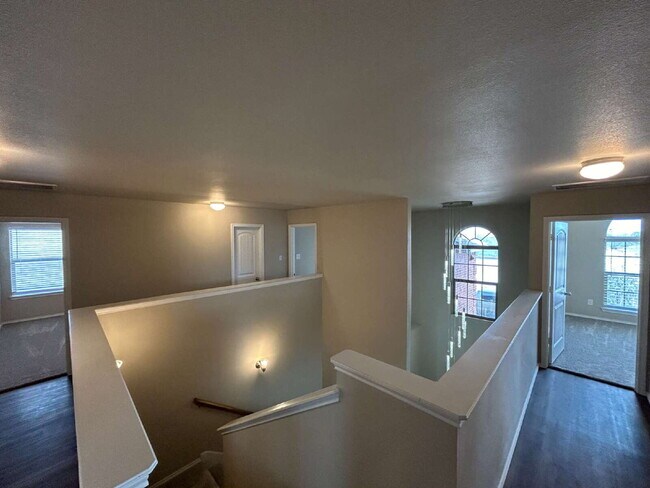 Building Photo - Large Two Story 5 Bedroom Home in Frenship Schools!