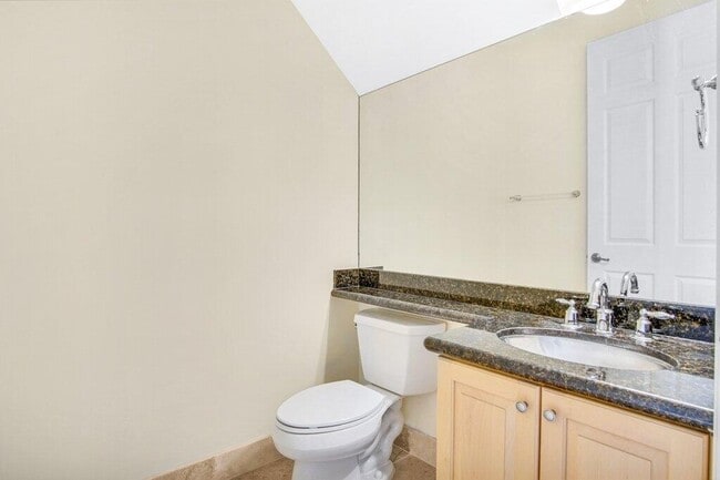 Building Photo - 1383 Piazza Pitti