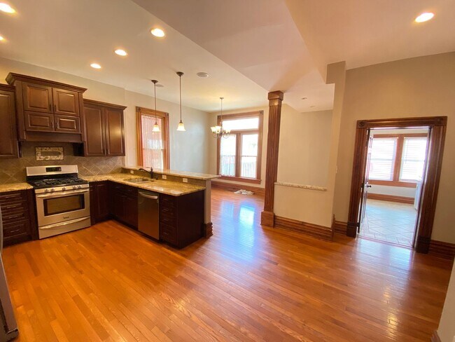 Building Photo - Renovated House, South Campus OSU, Near Medical Center and Law School