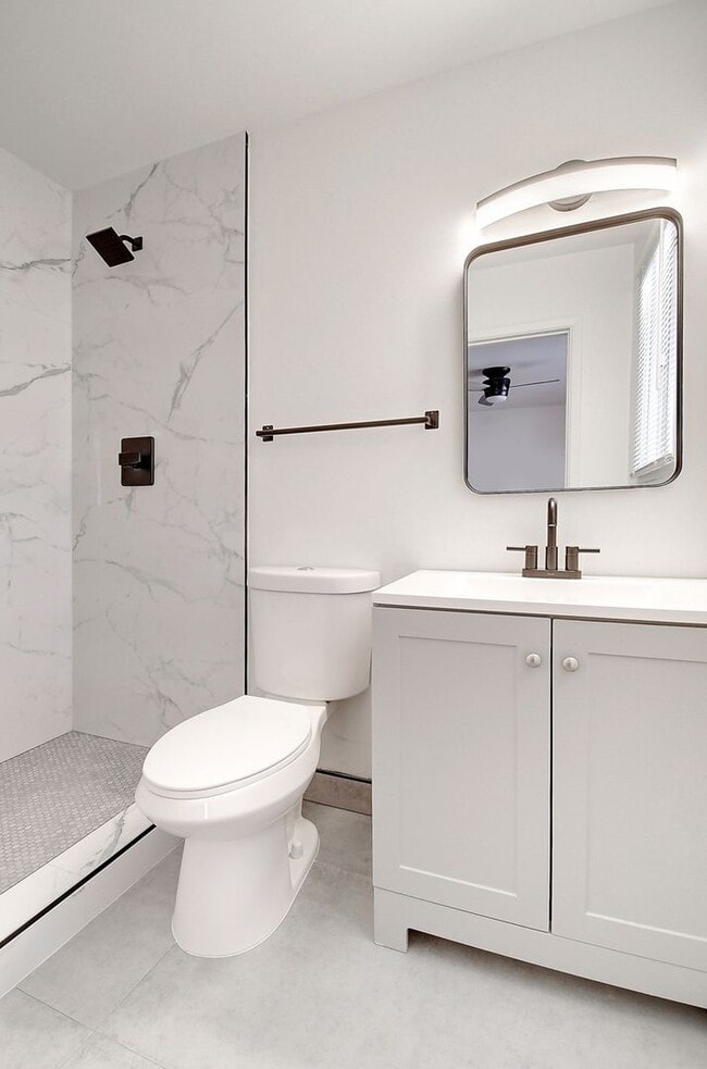 Building Photo - Spacious 4BR Tempe Home with Private Pool Near ASU