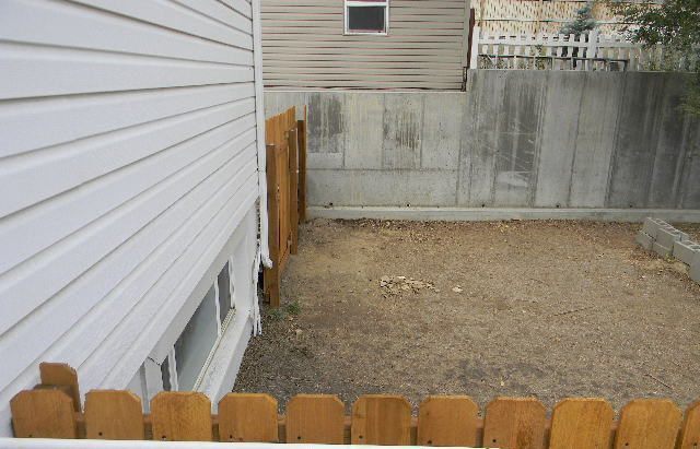 Building Photo - Available Now! Call the office to schedule...