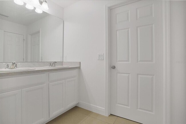 Building Photo - 4944 Olivia Ct