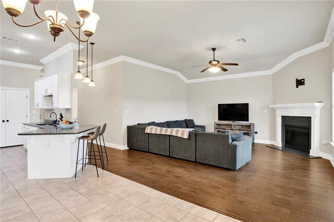 Building Photo - 32309 Calder Ct