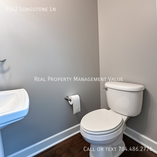 Building Photo - 9642 Longstone Ln