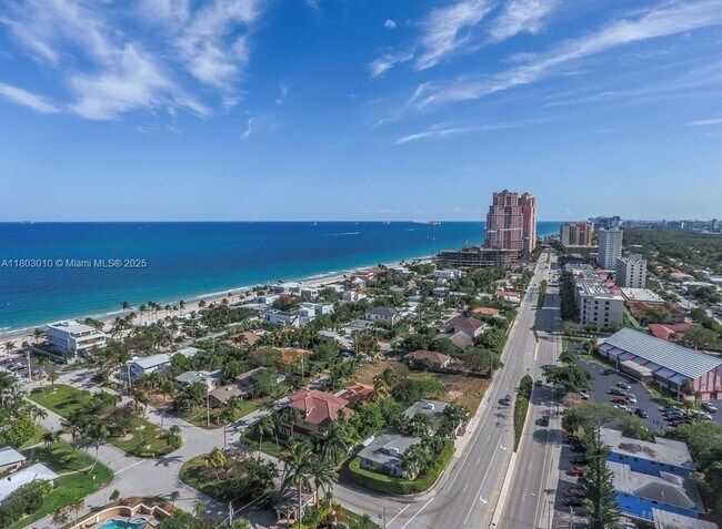 Building Photo - 2715 N Ocean Blvd