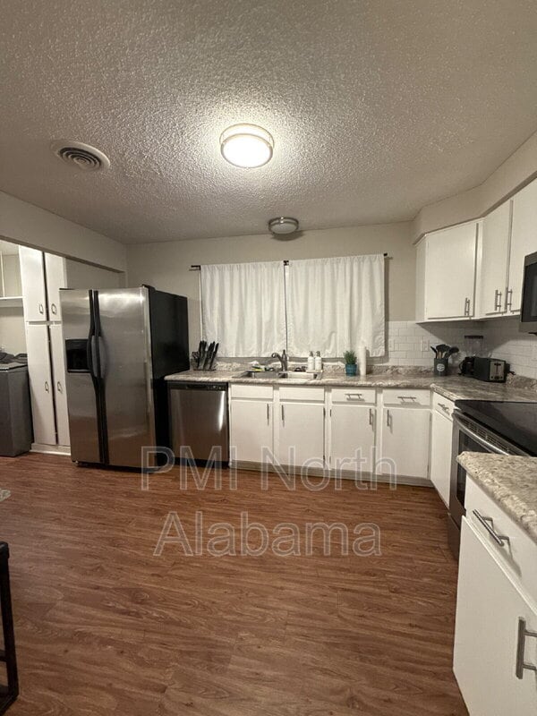 Building Photo - 9921 Pulaski Pike