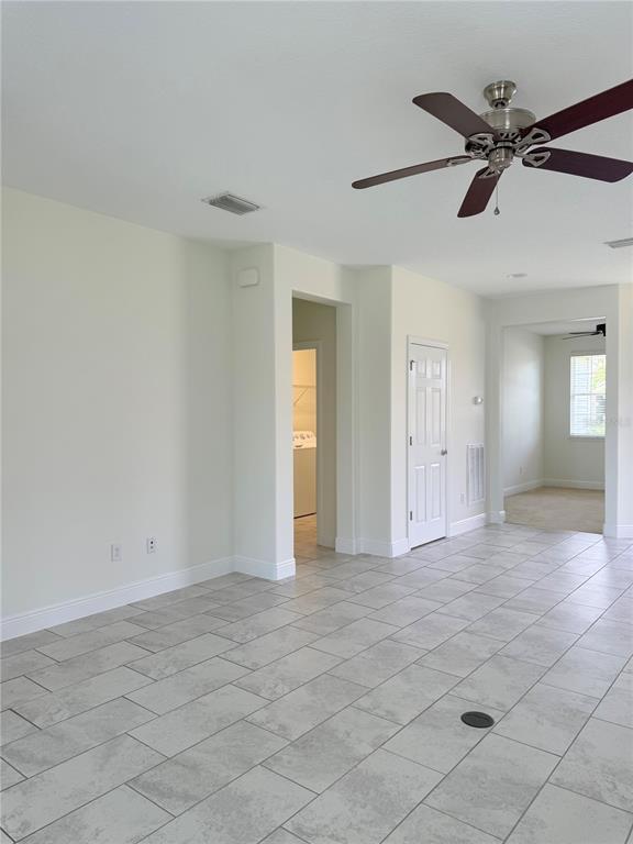 Building Photo - 5057 NW 35th Pl