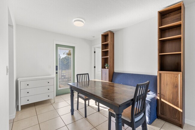 Building Photo - 4.8 Acres of Peaceful Country Living With No HOA