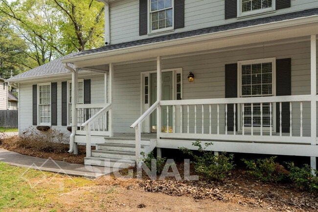 Building Photo - 6232 Sioux Ln