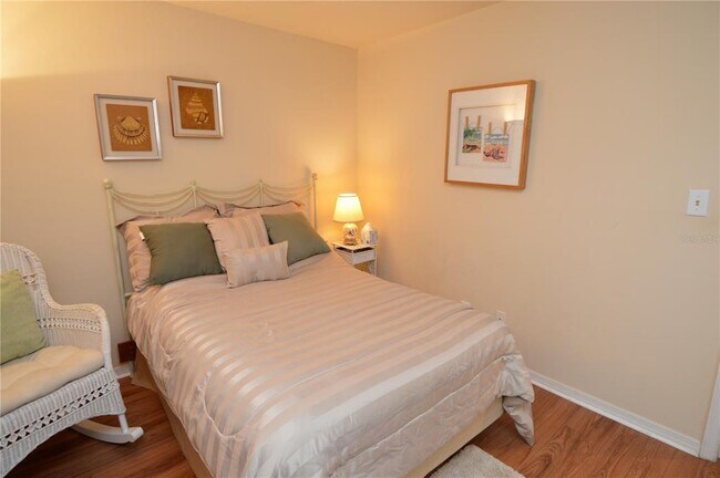 Building Photo - 5245 Coquina Key Dr SE