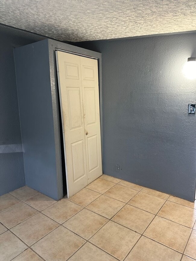 Building Photo - Cozy Home For Rent off Stratford Rd