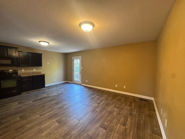 Building Photo - 1727 Thistlewood Dr