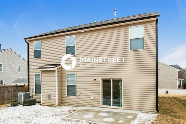Building Photo - 4 Bedroom Pet-Friendly Home in Raleigh, NC with Main Street Renewal