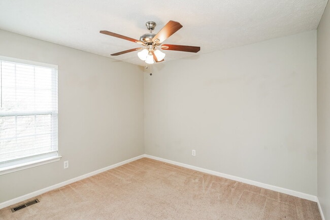 Building Photo - 900 Pebble Beach Cir