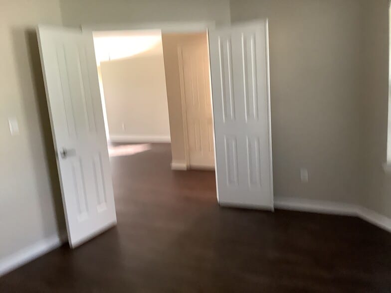 Building Photo - 6002 Candlewick Dr