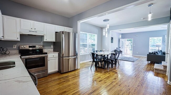 Building Photo - 339 Henry Aaron Ave SW