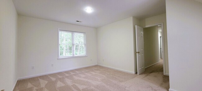 Building Photo - 12351 Grove Pl