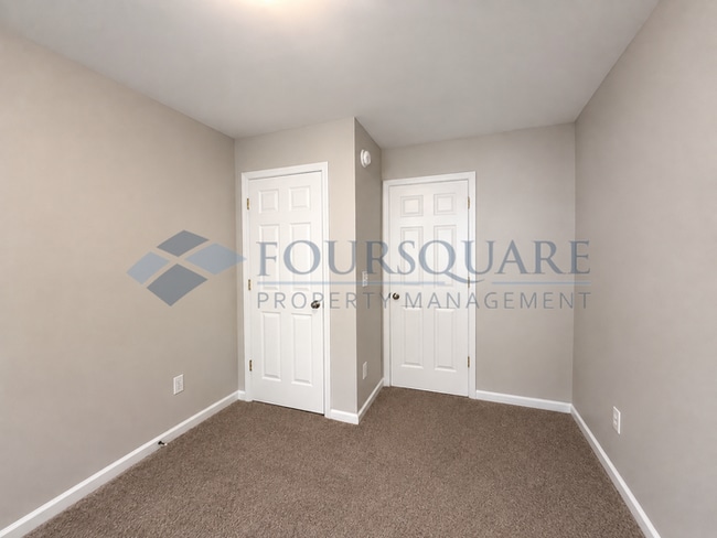 Building Photo - September Move-In Special! Sign your lease by September 30th and enjoy the remainder of September...