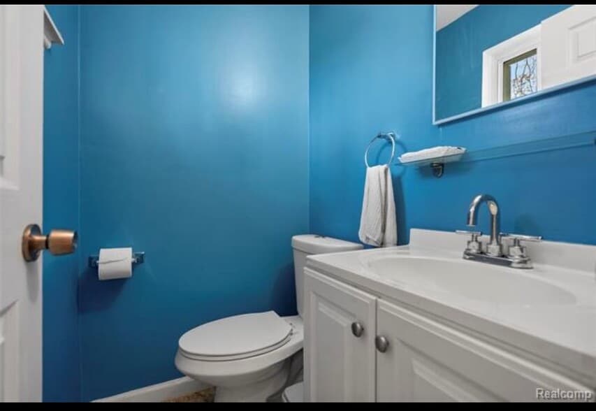 Building Photo - 34423 Tonquish Trail