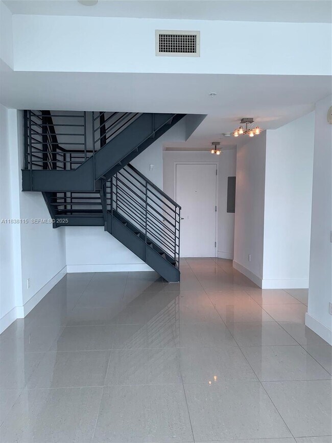 Building Photo - 60 SW 13th St